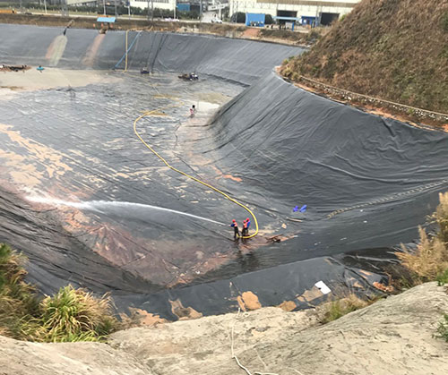 瑞丽废水池清理
